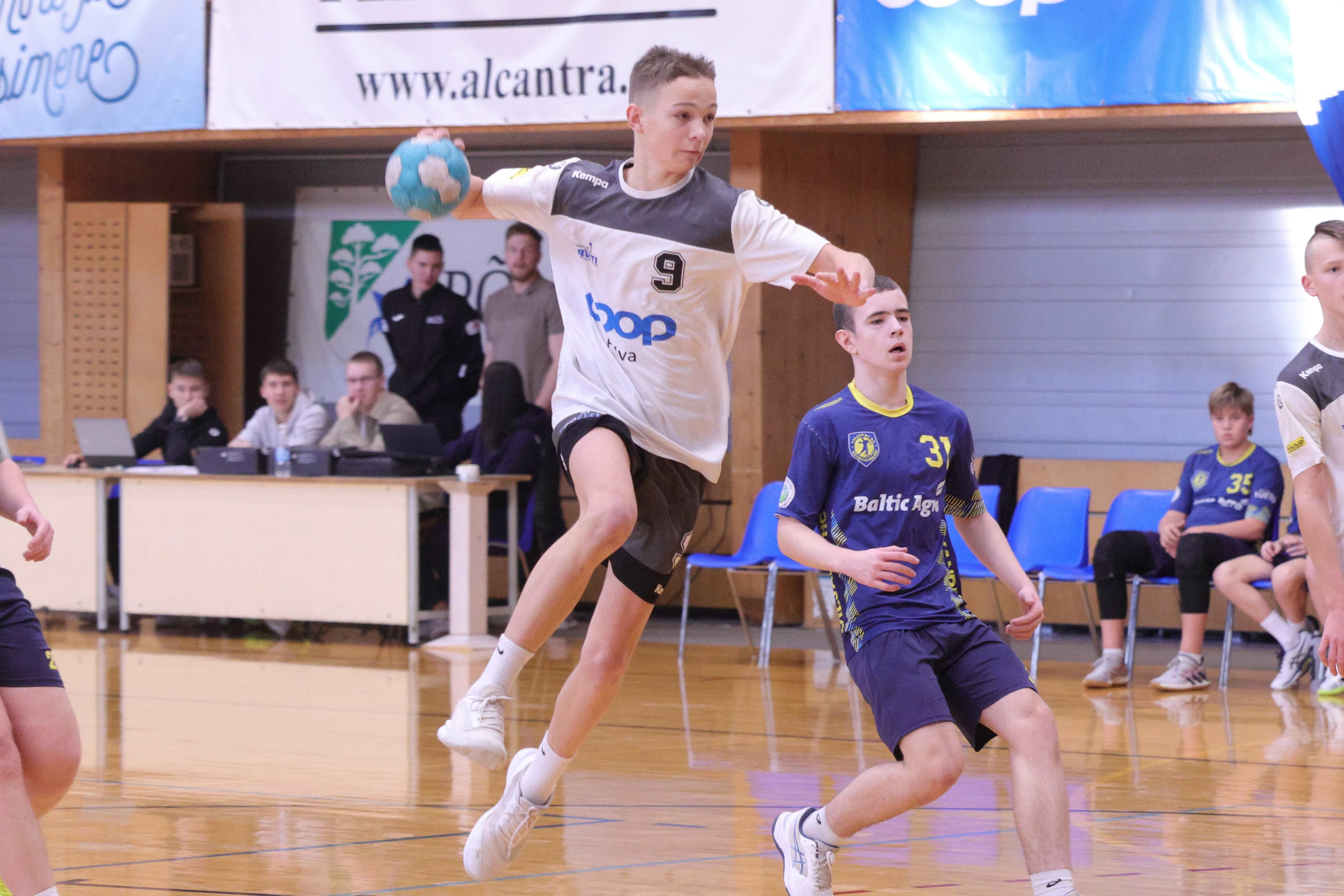 Mesikäpa Hallis toimusid noormeeste U16 vanuseklassi I etapi mängud 2025 Eesti meistrivõistlustel käsipallis