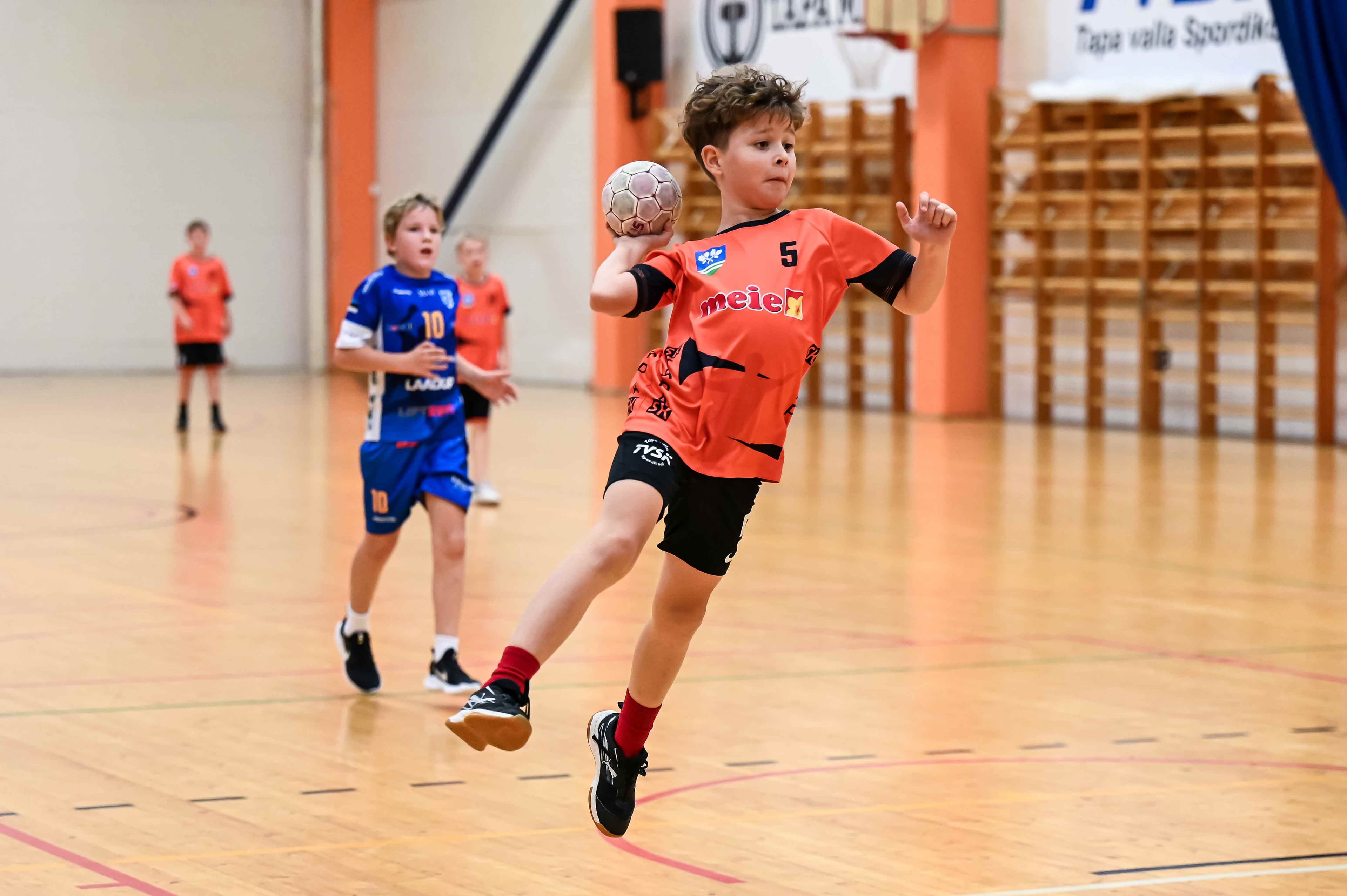 Noormeeste U11 käsipalli karikavõistlustel on mängida veel otsustavad kohamängud