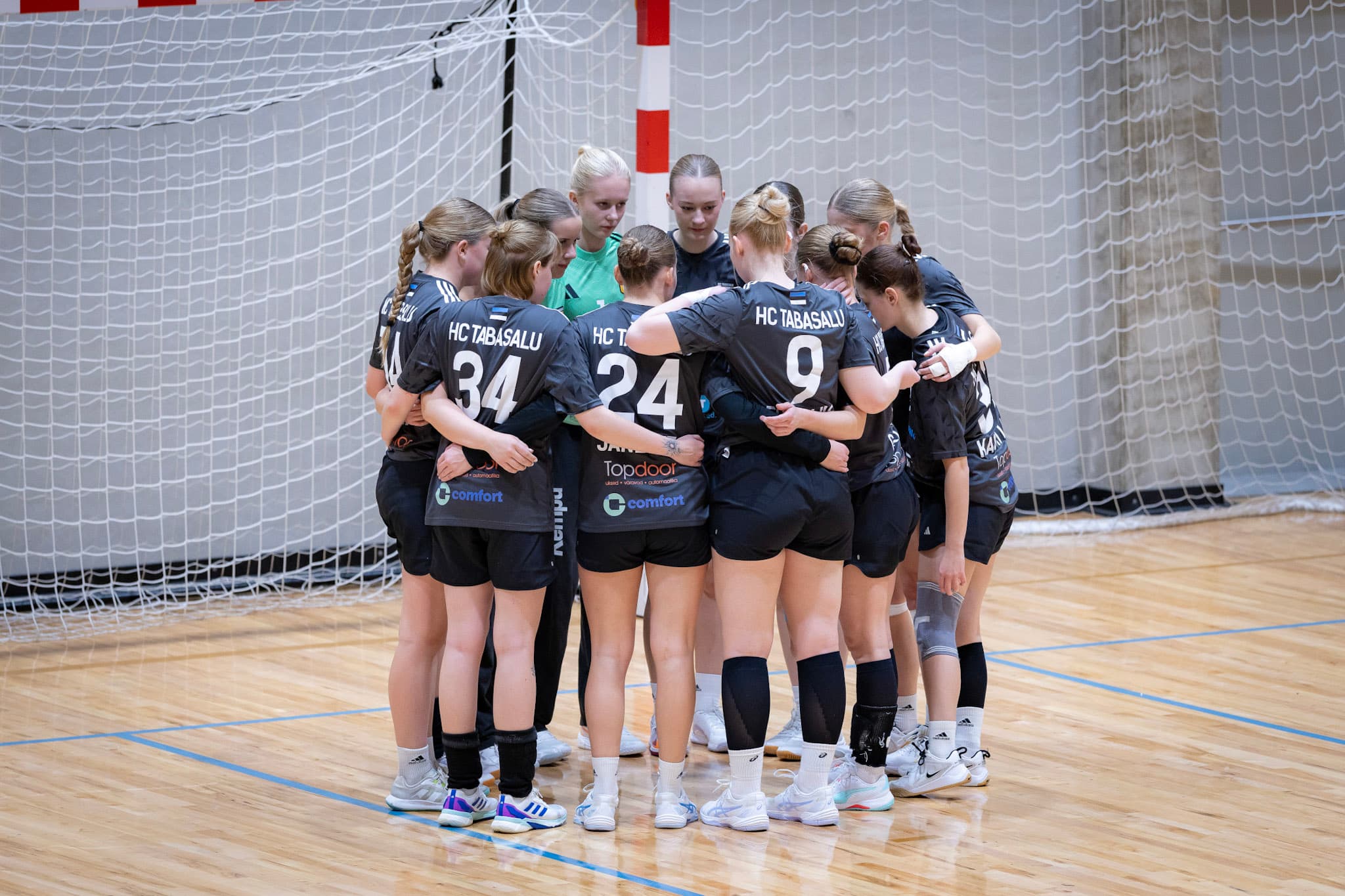 Käsipalliklubi Mella võitis HC Tabasalu naiskonda