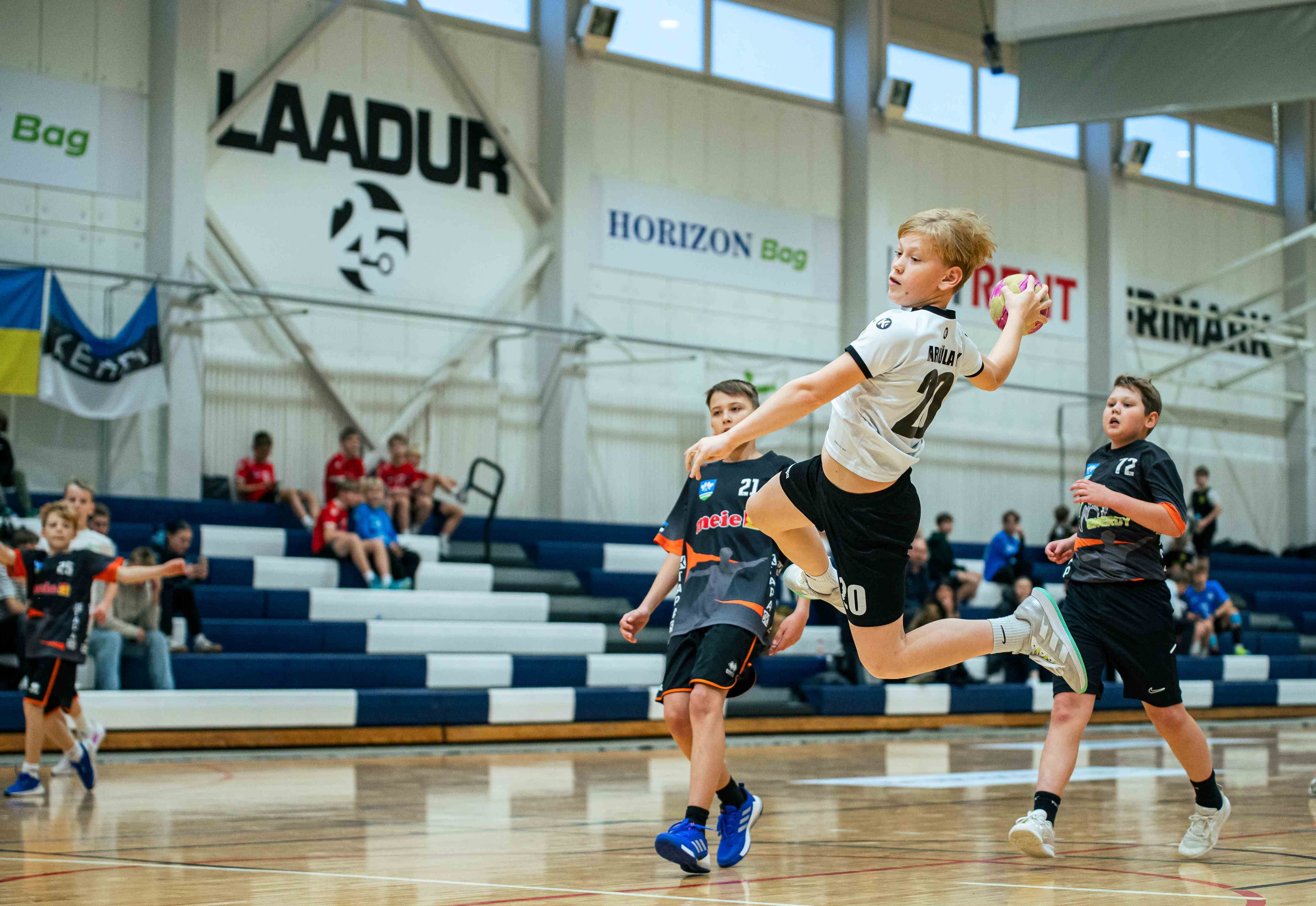 Noormeeste U12 käsipalli karikavõistlustel on mängida veel otsustavad kohamängud