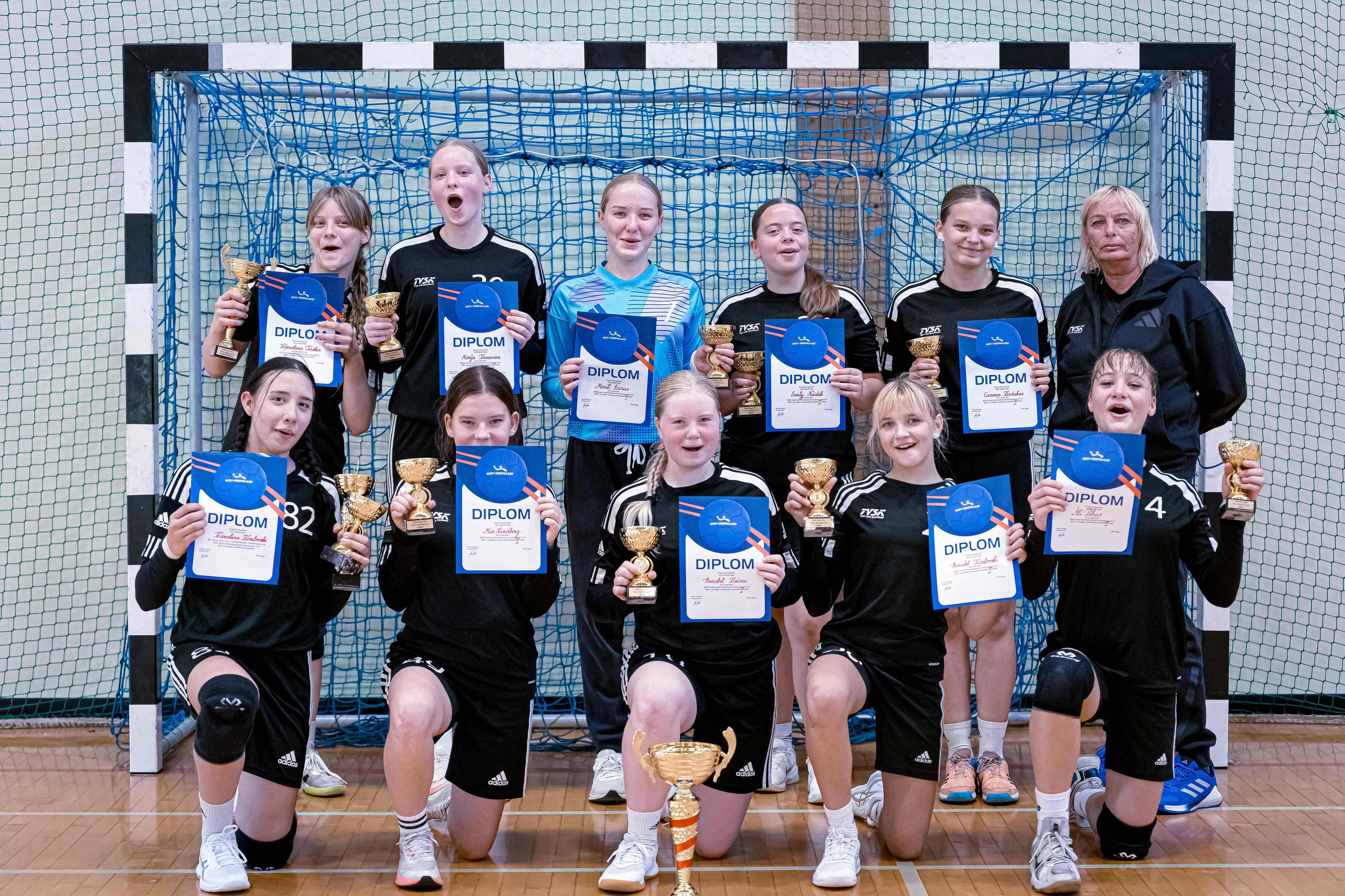 SK Tapa/Tapa valla Spordikool võistkond on 2025 Eesti karikavõitja tütarlaste U14 käsipallis