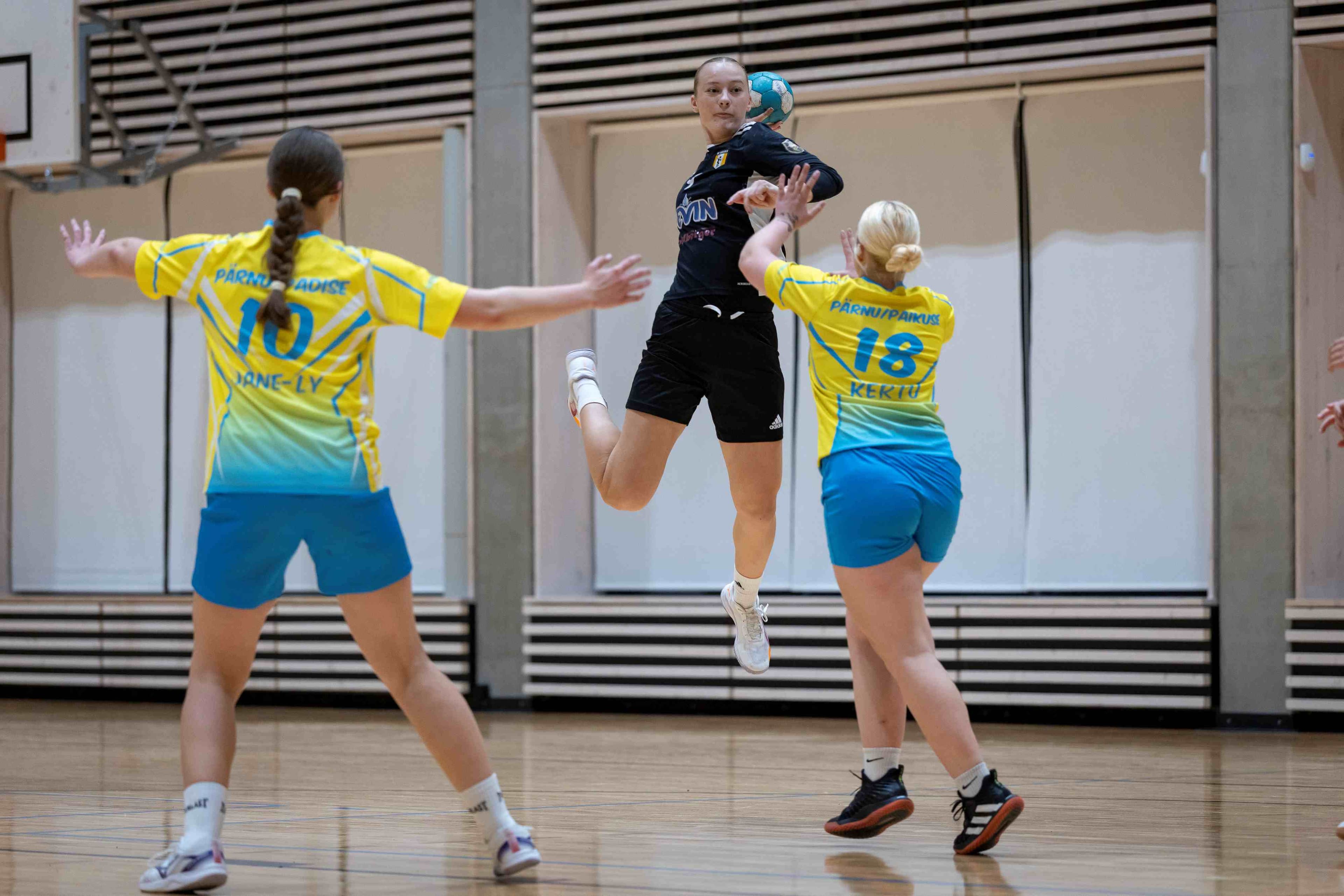 Tütarlaste U16 karikavõistlustel alustasid võidukalt HC Tabasalu ja KPK Mella 1